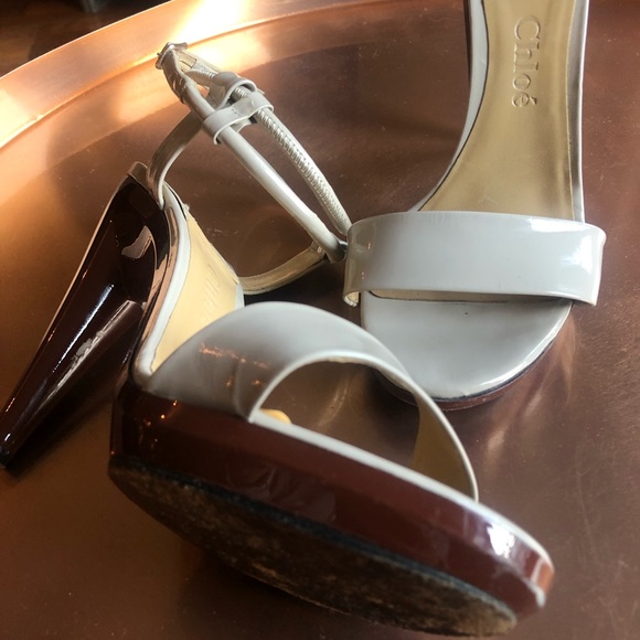 CHLOE leather sandals with 4.5 in heels - Picture 6 of 6